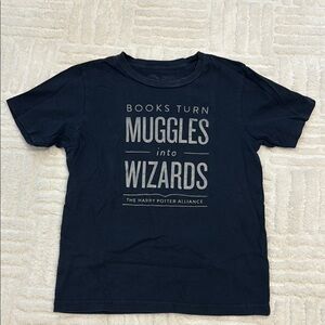 Harry Potter Muggles & Wizards Tee
